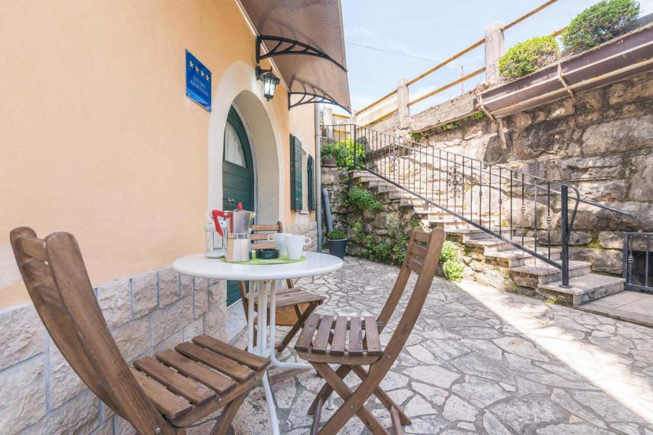 Apartment Gobac Ičići Buitenkant foto
