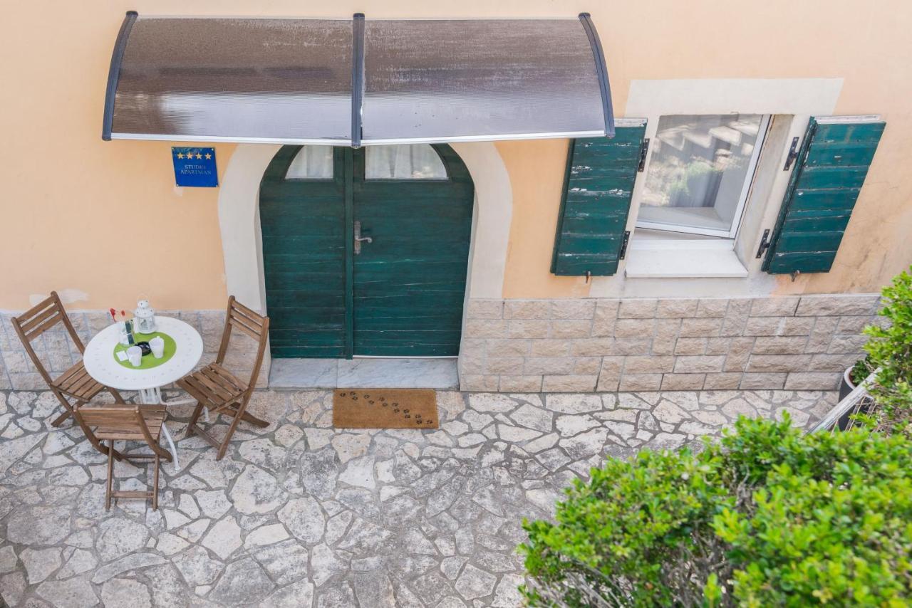 Apartment Gobac Ičići Buitenkant foto